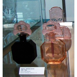 Flakon 1928-1929, desing Adolf Beckert Flakon 1928-1929, desing Adolf Beckert