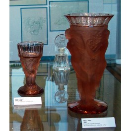 Váza 1932, design František Pazourek Váza 1932, design František Pazourek
